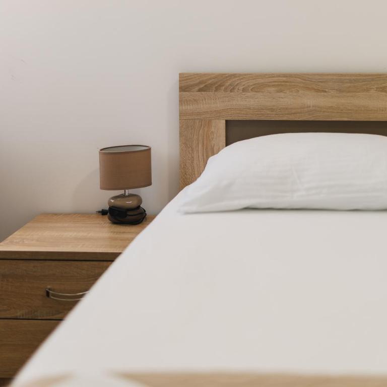 Chez Vous - One-Bedroom Apartment - 38