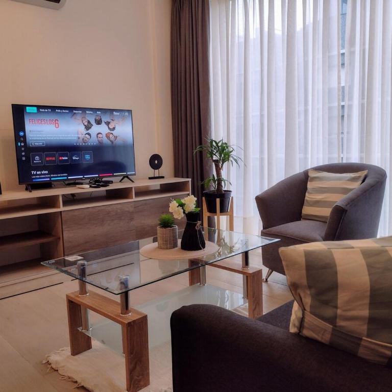 Royal Park Apartment with garage, amenities - Apartamento de 2 dormitorios - 1