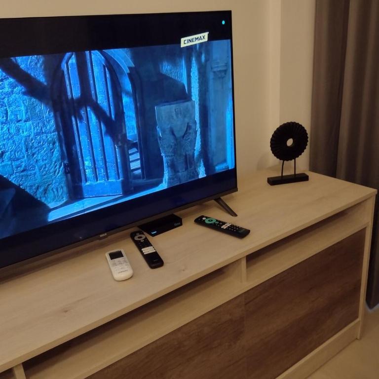 Royal Park Apartment with garage, amenities - Apartamento de 2 dormitorios - 8