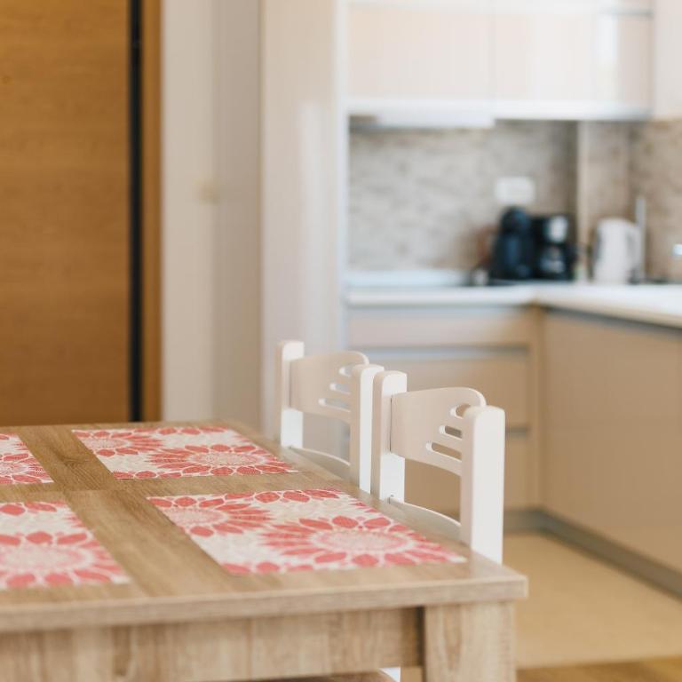 Chez Vous - One-Bedroom Apartment - 25
