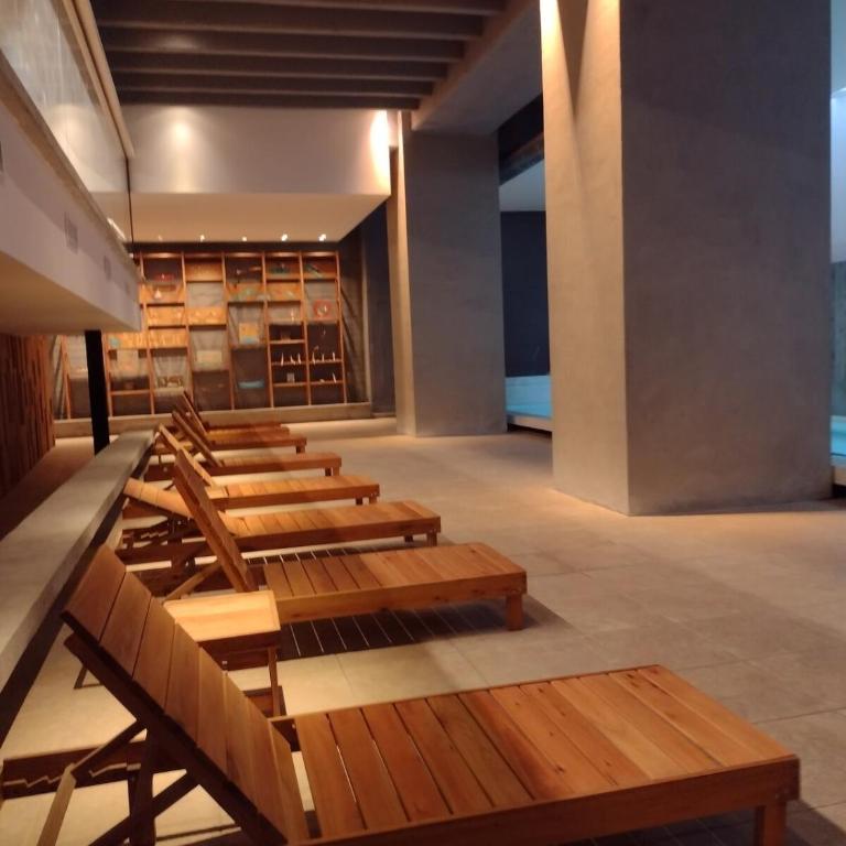 Royal Park Apartment with garage, amenities - Apartamento de 2 dormitorios - 79