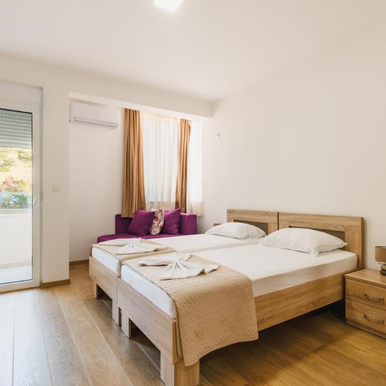 Chez Vous - One-Bedroom Apartment - 17