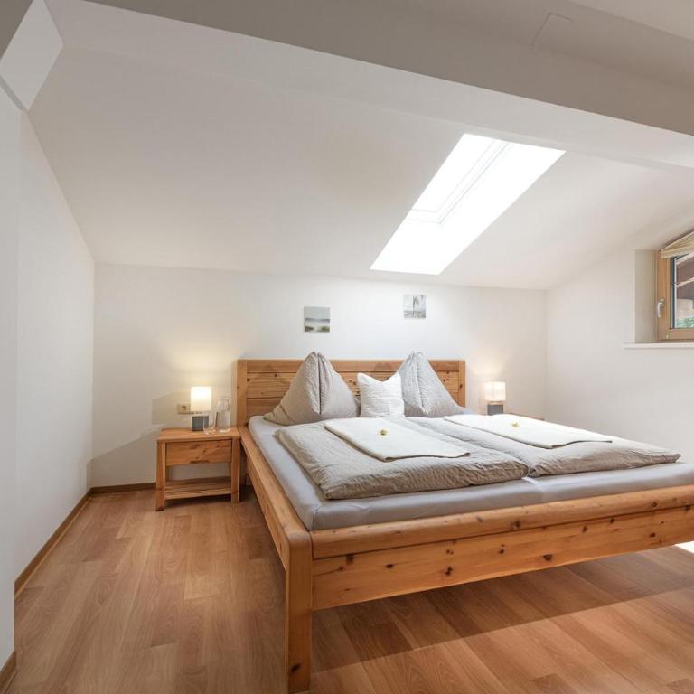 Landhaus Schafflinger - Two-Bedroom Apartment - 26