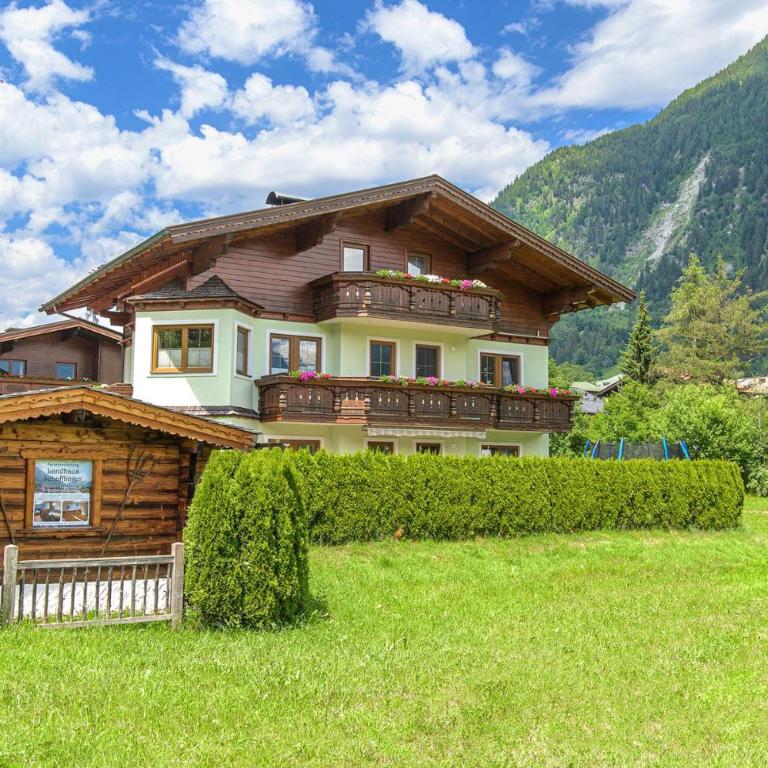 Landhaus Schafflinger - Two-Bedroom Apartment - 27