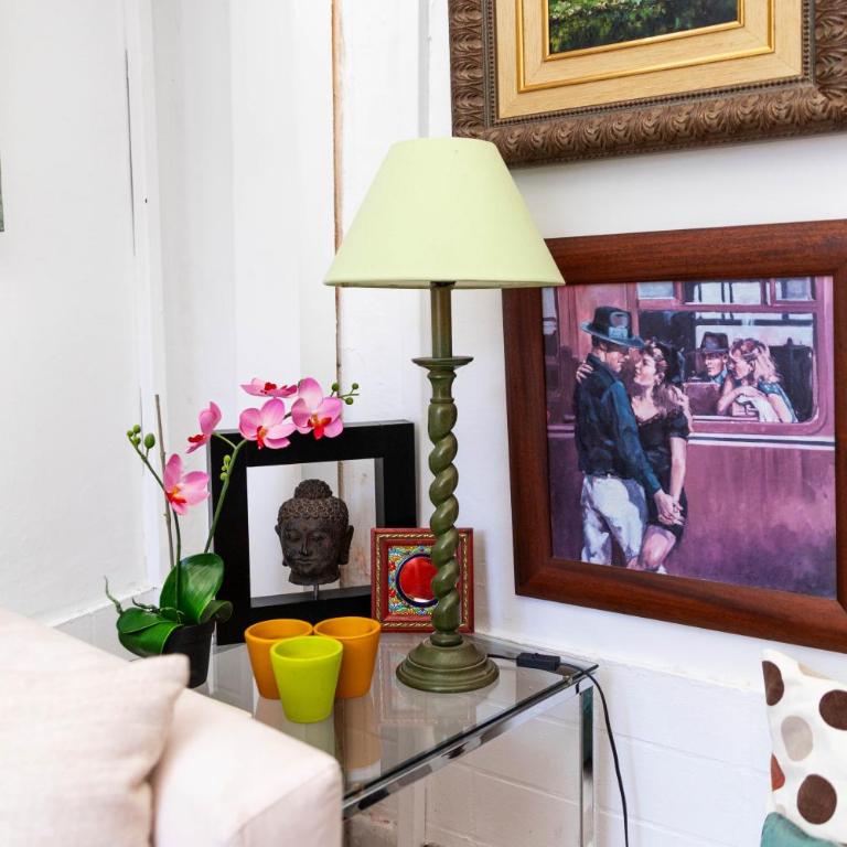 Cozy Suite next to Plaza del Ayuntamiento - One-Bedroom Apartment - 18