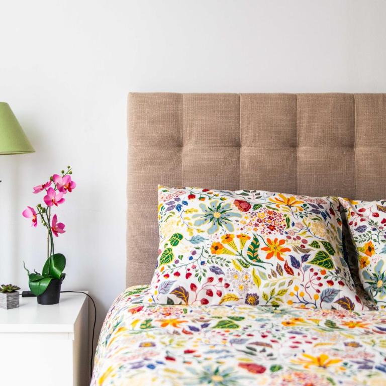 Cozy Suite next to Plaza del Ayuntamiento - One-Bedroom Apartment - 25