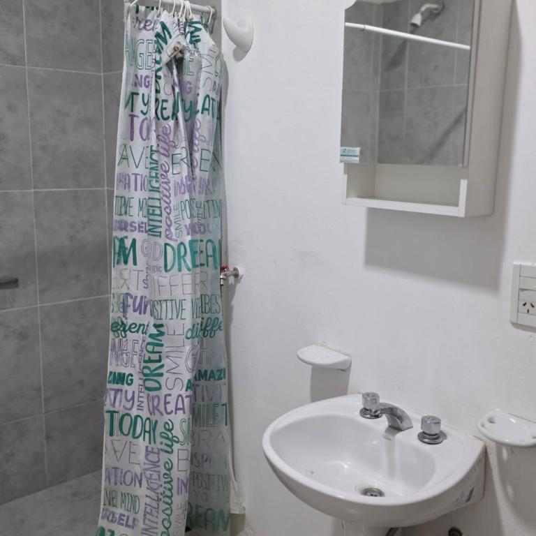 Choele250 Apart - Depto 2 - Apartamento de 1 dormitorio - 2