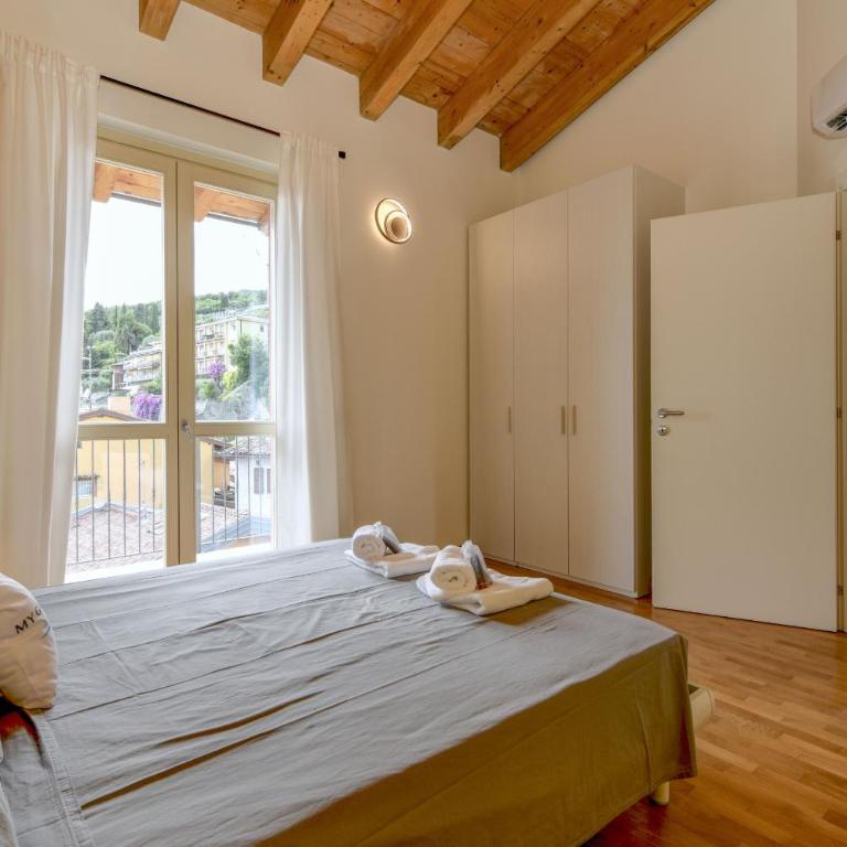 Palazzo Garda - Modern Lake Apartments - Appartamento con 2 Camere da Letto, Terrazza e Vista Mare - 11