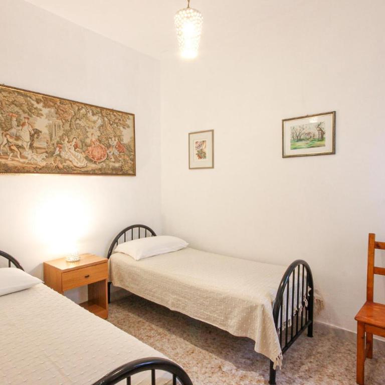 Cozy Home In Ostuni With Wifi - Casa Vacanze con 2 Camere da Letto - 9