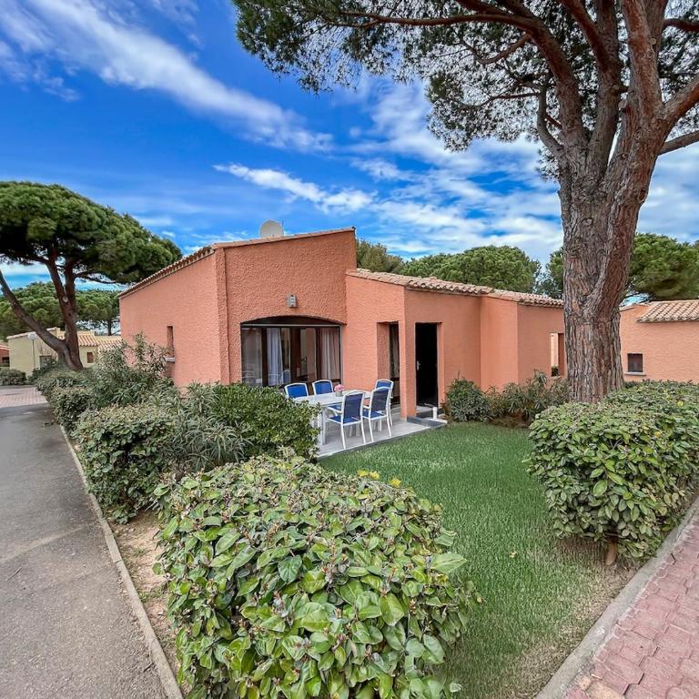 Terrasse privée, piscine, à 5 mn de la plage - Casa de 2 dormitorios - 52