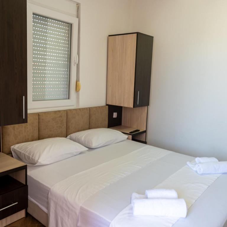 Vukli Apartments - Deluxe Double Room - 1