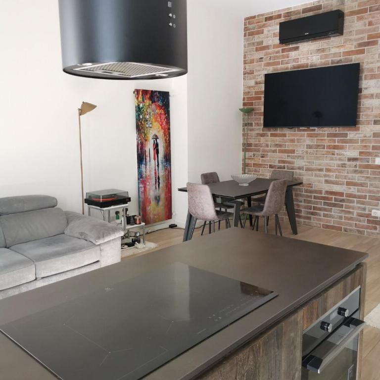 30 meters from the Lambrate M2 Città Studi metro station - One-Bedroom Apartment - 2