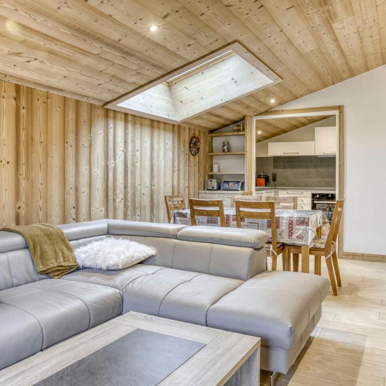 Appartement rénové 2 chambres - Balcon - Proche centre Megève - FR-1-453-318 - Apartment - 1