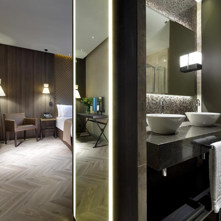 Áurea Washington Irving by Eurostars Hotel Company - Double Room with Parking - 1 o 2 beds - 3