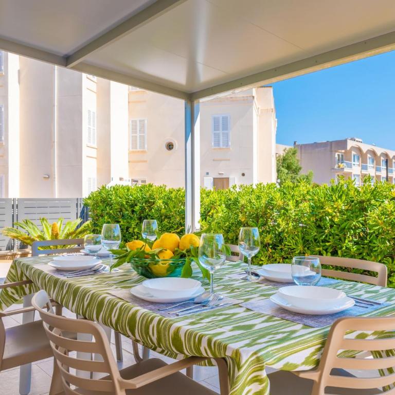 Antonia - Three-Bedroom House - 6