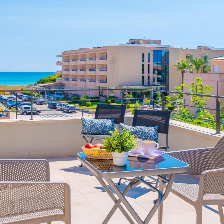 Antonia - Three-Bedroom House - 2