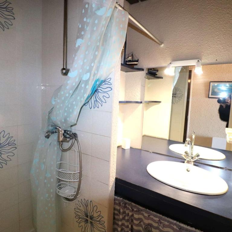 Studio Double Cabine avec Piscine et Climatisation pour 4 pers. - FR-1-307-278 - Studio - 13