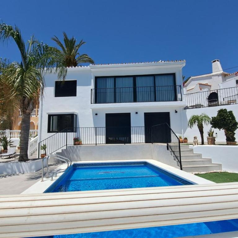 Ref 281 - Villa con piscina privada - 20
