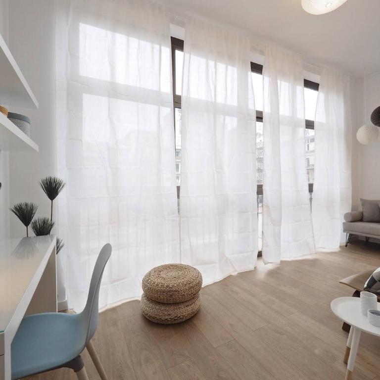 BarcelonaForRent The Central Place - Apartamento B Superior de 2 dormitorios y 2 baños - 9