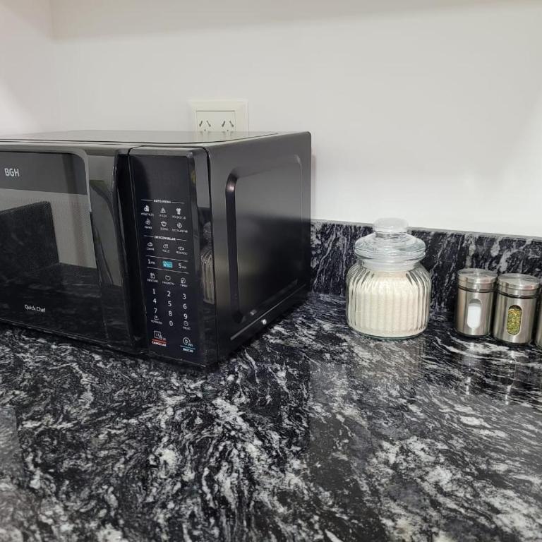 Amplio y moderno monoambiente con lindas vistas en excelente ubicación - Apartamento de 1 dormitorio - 14