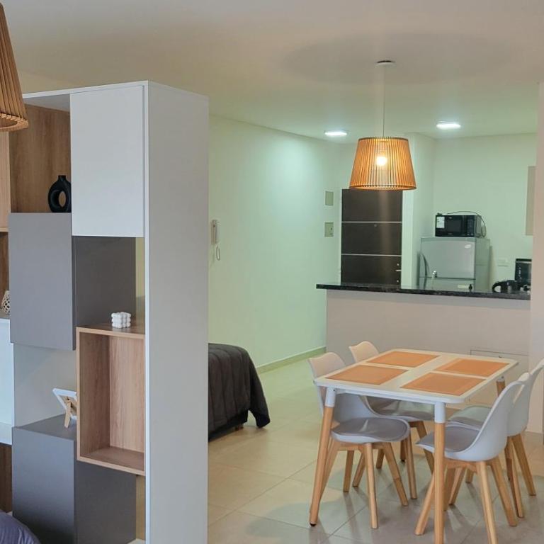 Amplio y moderno monoambiente con lindas vistas en excelente ubicación - Apartamento de 1 dormitorio - 29