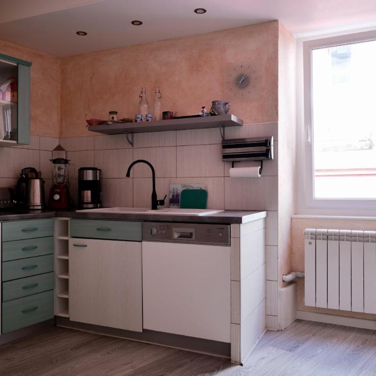 Charmant appartement idéalement situé - centre ville des Sables - 6 personnes - Appartement 3 Chambres - 6