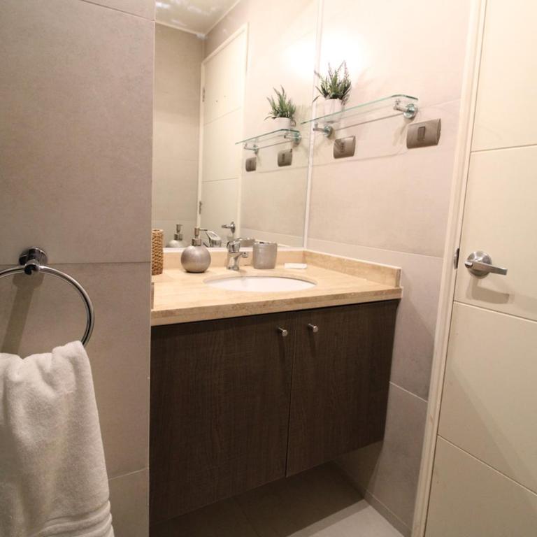 Comodo Departamento Cercano al Centro y el Lago - Two-Bedroom Apartment - 6