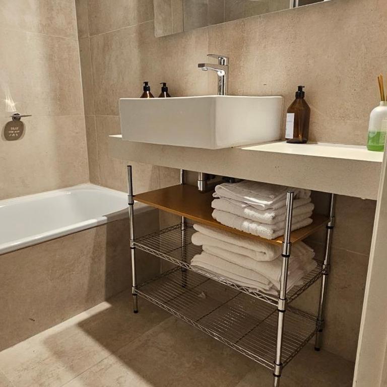 Excelente Studio en Nuñez con Cochera y Seguridad! - Apartamento de 1 dormitorio - 3
