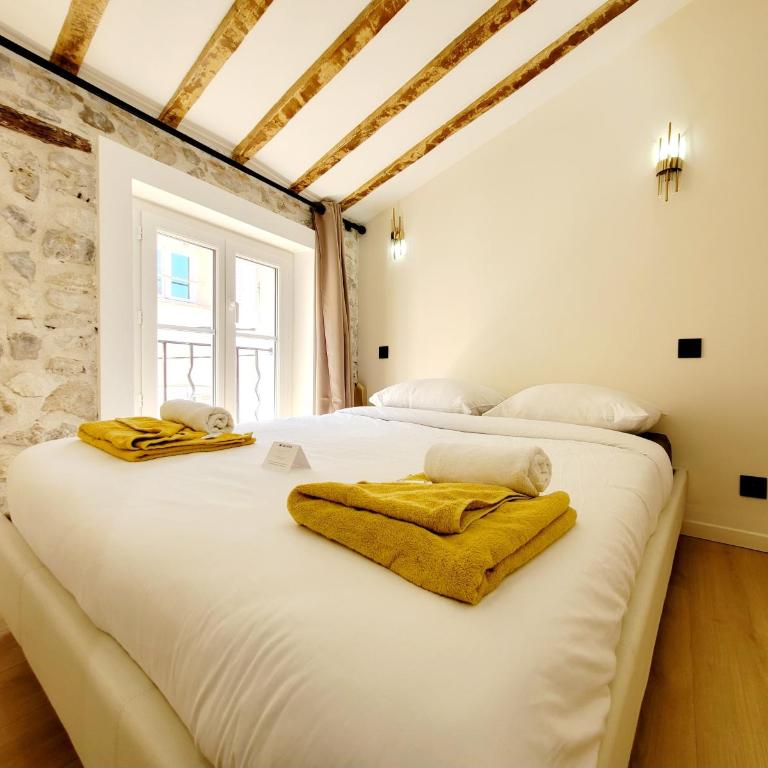Le Nid de Revennes - séjour cosy dans la vieille ville d'Antibes - Appartement 1 Chambre - 14