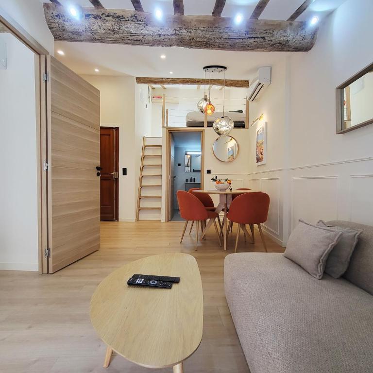 Le Nid de Revennes - séjour cosy dans la vieille ville d'Antibes - Appartement 1 Chambre - 8