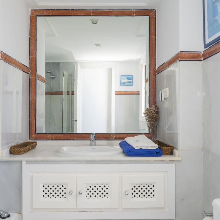 Cubo's Beachfront Marina de Casares House - Casa - 51