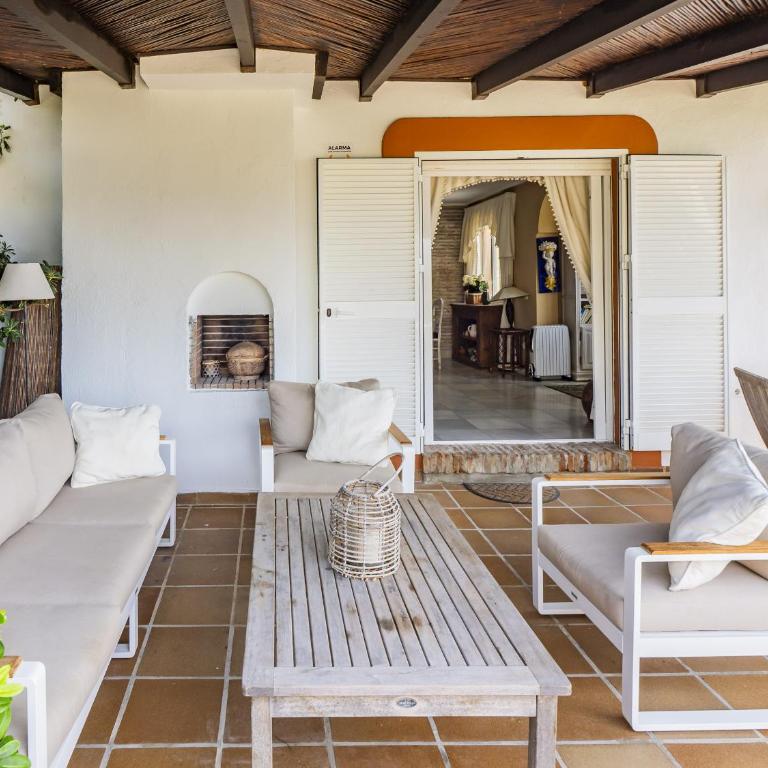 Cubo's Beachfront Marina de Casares House - Casa - 13