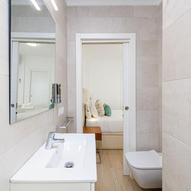 Nueva 22 Suites in Nerja by Solaga Holiday Homes - Apartamento Deluxe - 23