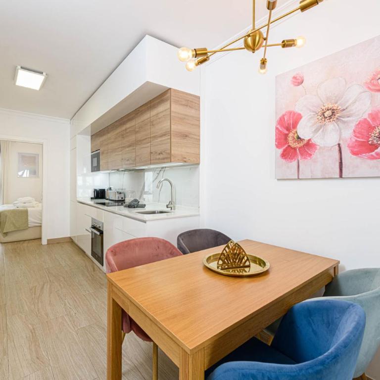 Nueva 22 Suites in Nerja by Solaga Holiday Homes - Apartamento Deluxe - 10