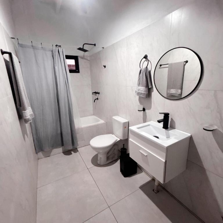 Casa con piscina y quincho - Casa de 2 dormitorios - 2