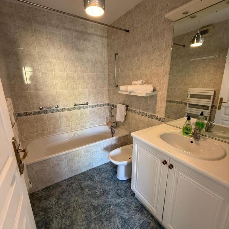 Nostro Casa - Appartamento con 2 Camere da Letto - 6