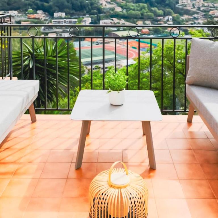 Villa Bleu Azur - Élégance Privée avec Vue Mer & Montagne - Villa - Vue sur Mer - 6