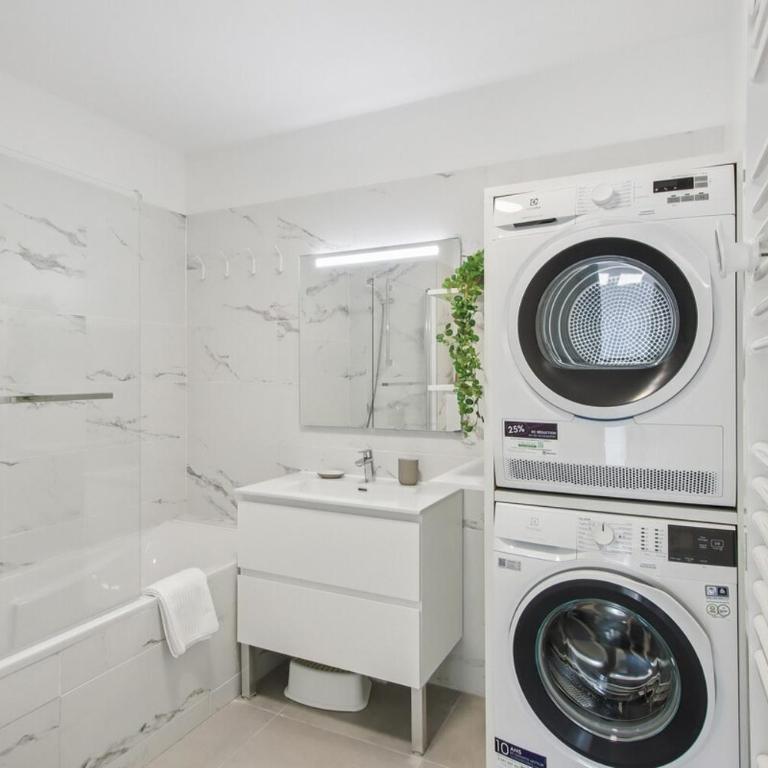 Nice flat for family with pool - Appartement 2 Chambres - 2