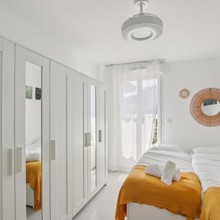 Nice flat for family with pool - Appartement 2 Chambres - 12