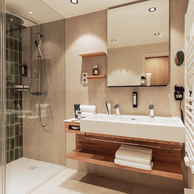 Hotel Römerhof Superior - Deluxe Doppel-/Zweibettzimmer - 4