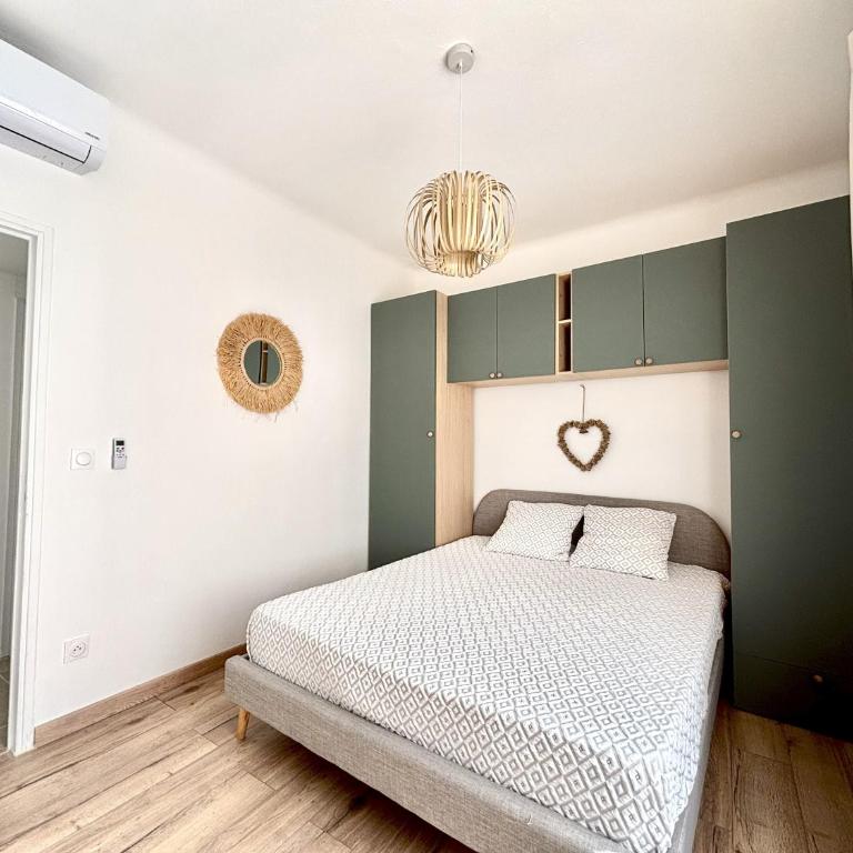 Appartement cosy Aigues-Mortes centre 4 pers - Two-Bedroom Apartment - 10