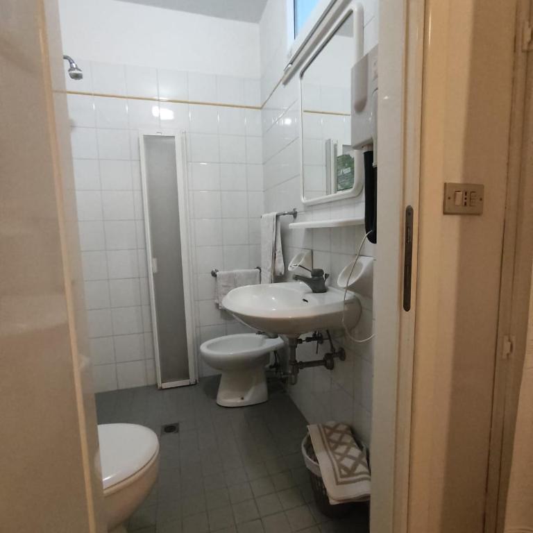 Hotel Moresco Riccione - Piscina Beach Village - Comfort Double Room - 17