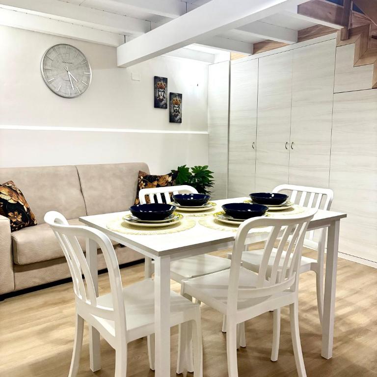 Ariel House - One-Bedroom House - 2