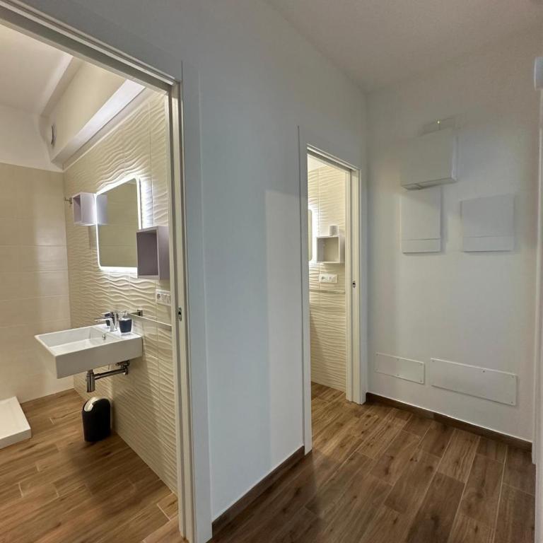 Bari San Francesco Mare - Two-Bedroom Apartment - 31