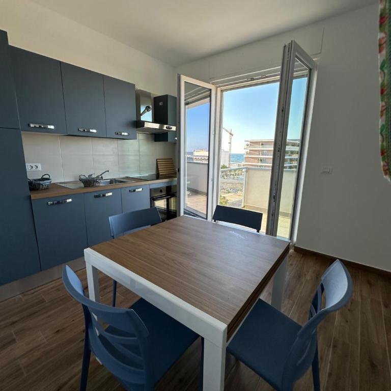 Bari San Francesco Mare - Two-Bedroom Apartment - 12