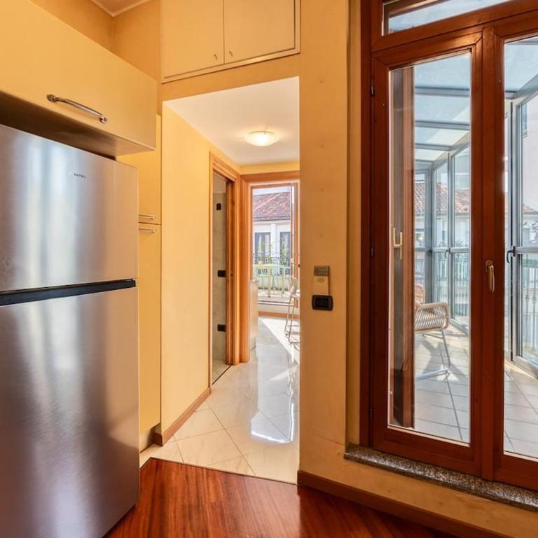 Duomo Milan-Attic with terrace-Netflix and WIFI - Appartamento con 2 Camere da Letto - 17
