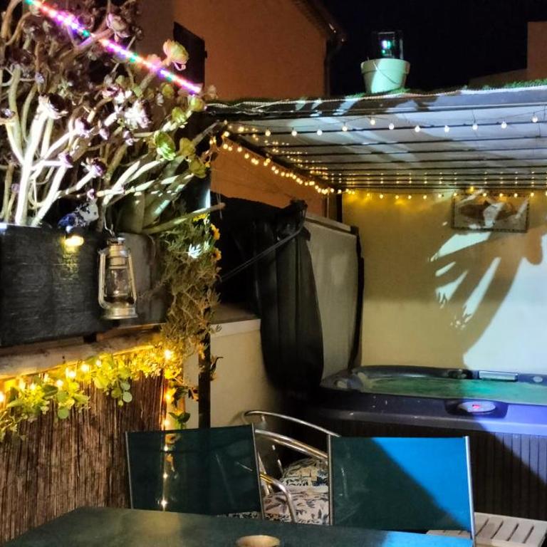 Appartement style Loft avec Jacuzzi à 150m de la plage - Appartamento con 2 Camere da Letto - 1