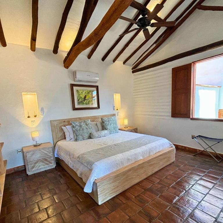 Santa Sofia Casa Boutique - Habitación Cuádruple con vistas a la montaña - 1