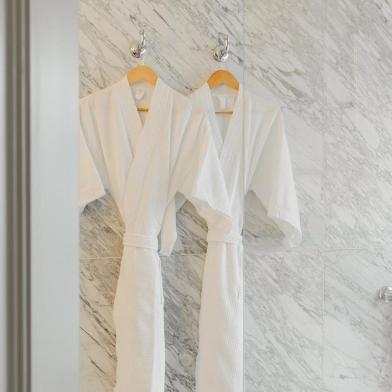 Hotel Maria Camille - Habitación Doble Deluxe con balcón - 5