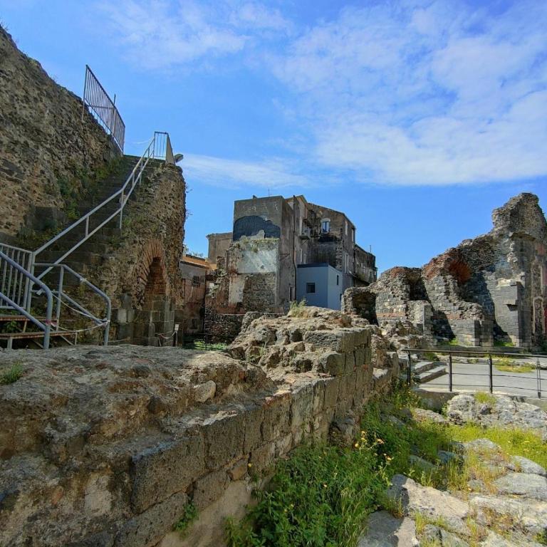 BLUE HOUSE Catania - Cozy B&B Near the Sea and Historic Center - Sicily - Double Room with Private Bathroom - 5